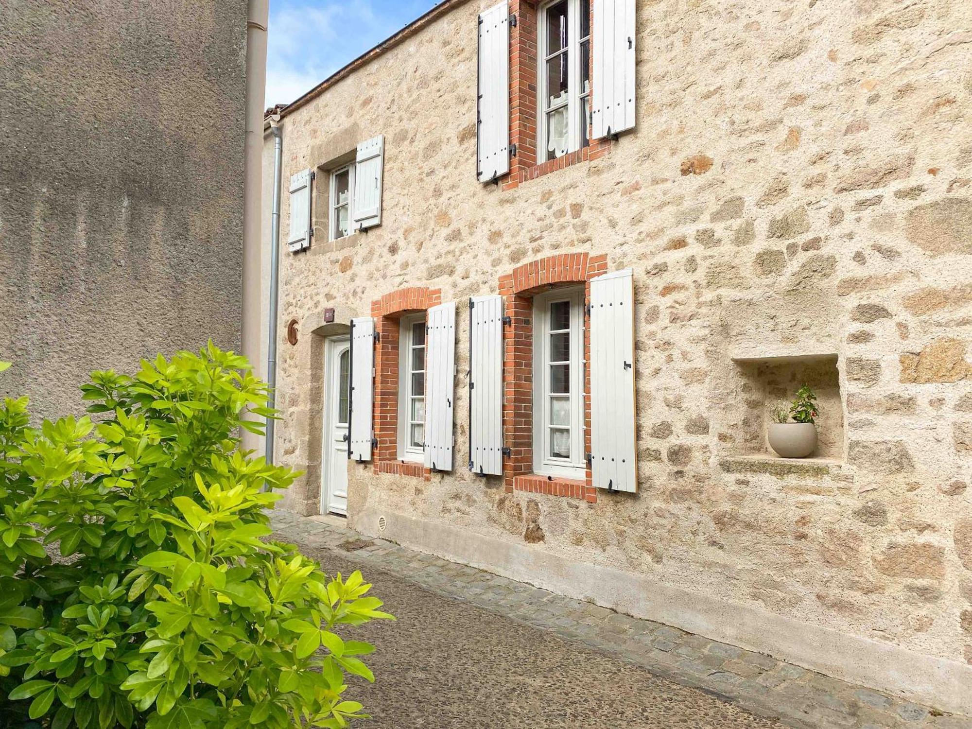 Villa Le logis de la Forge à 10 min du Puy duFou à Mortagne-sur-Sevre Extérieur photo